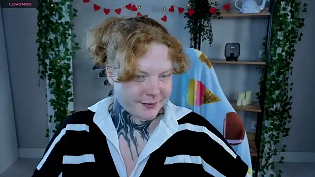 Cassie xKiss online show from 08-01-26, 07:57