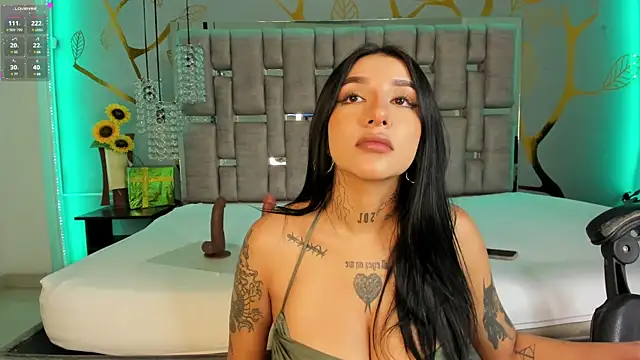 Leiaa  online show from 01-04-25, 05:37