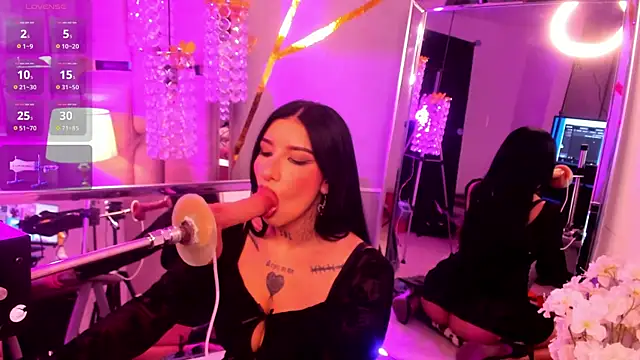 Leiaa  online show from 11-23-25, 06:46