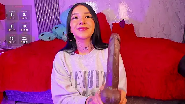 Leiaa  online show from 02-14-26, 05:48