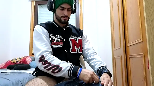 Jackyrose online show from 12-08-24, 01:56