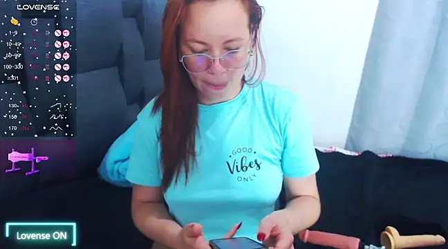 SharonR1 online show from 02-16-25, 12:41