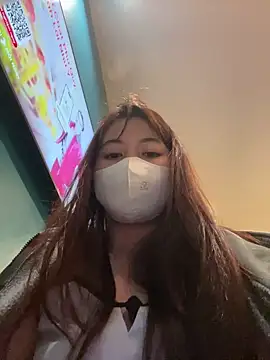 Snapshot of Lami_Mi chatting on 02-11-25, 02:02 Lami Mi online show from 02-11-25, 02:02