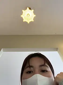 Snapshot of Lami_Mi chatting on 02-16-25, 07:26 Lami Mi online show from 02-16-25, 07:26