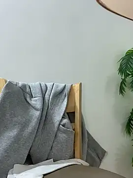 Snapshot of Lami_Mi chatting on 09-27-25, 06:18 Lami Mi online show from 09-27-25, 06:18