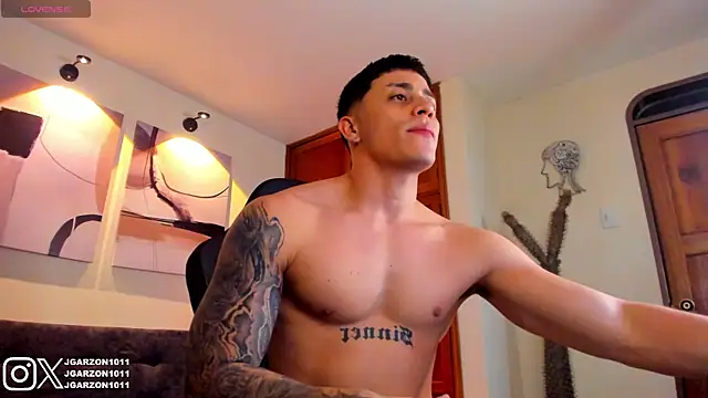  joansoto online show from 04-12-26, 02:00