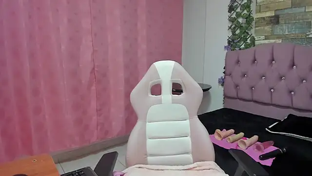 elizabeth mature23 online show from 01-08-25, 01:31