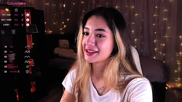 DarlaLike online show from 12-24-24, 07:49