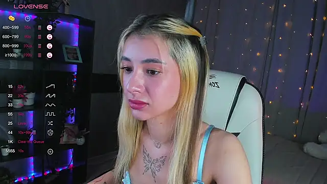 DarlaLike online show from 03-22-25, 04:24