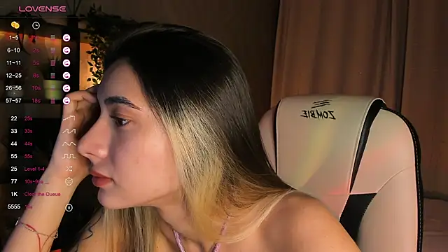 DarlaLike online show from 10-10-25, 03:38