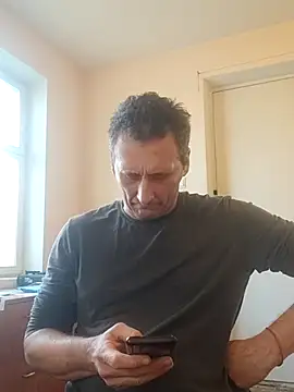 Snapshot of Viause_Kentauelle chatting on 03-09-25, 01:26 Viause Kentauelle online show from 03-09-25, 01:26