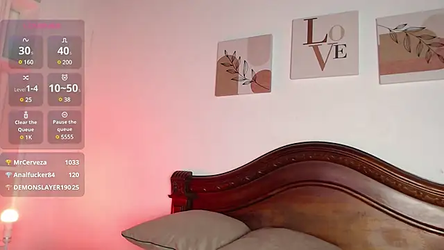 madisex s online show from 12-22-24, 10:17