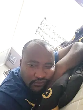 Snapshot of ilovebigassmmm chatting on 11-04-25, 03:05 ilovebigassmmm online show from 11-04-25, 03:05