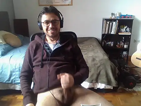 Diptongo online show from 10-26-25, 05:41