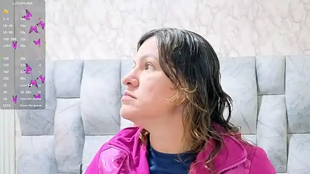 charlotte  G online show from 10-05-25, 11:08