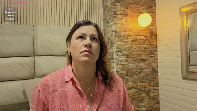 charlotte  G online show from 11-13-25, 09:19