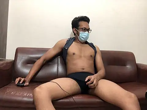 Zeuhorny online show from 10-07-25, 04:37