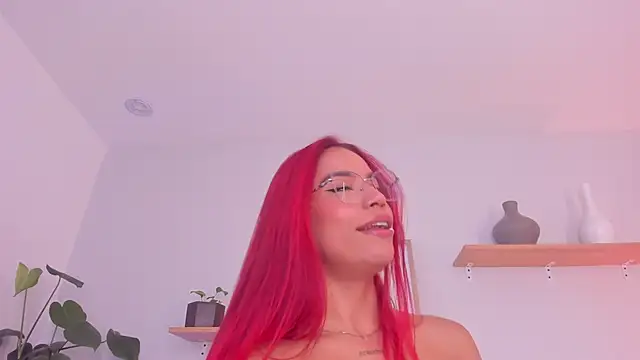 Scarlett Morgan  online show from 03-04-25, 10:38