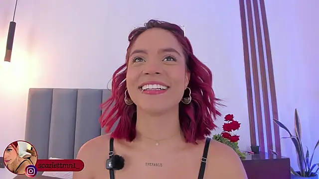 Scarlett Morgan  online show from 12-17-25, 07:53