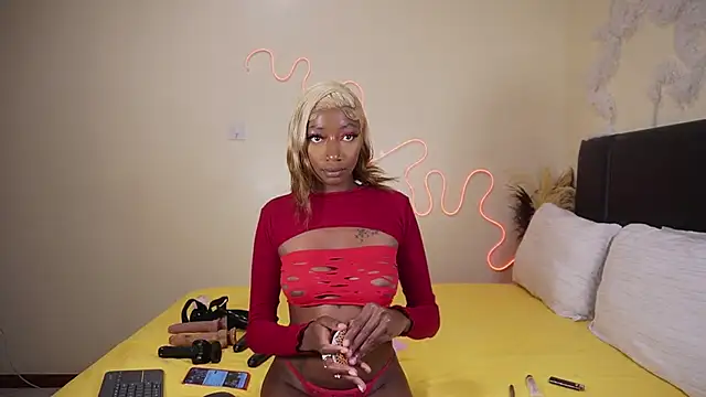 Snapshot of _Watuluv_ chatting on 01-30-25, 04:13  Watuluv  online show from 01-30-25, 04:13