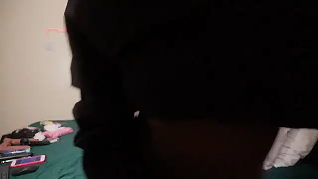 Snapshot of _Watuluv_ chatting on 02-15-25, 07:28  Watuluv  online show from 02-15-25, 07:28