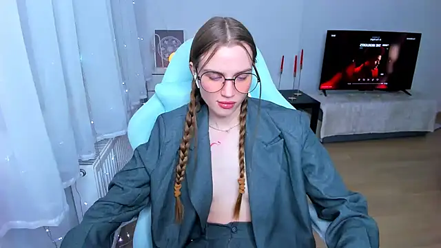 StellaLawless online show from 01-17-25, 01:15