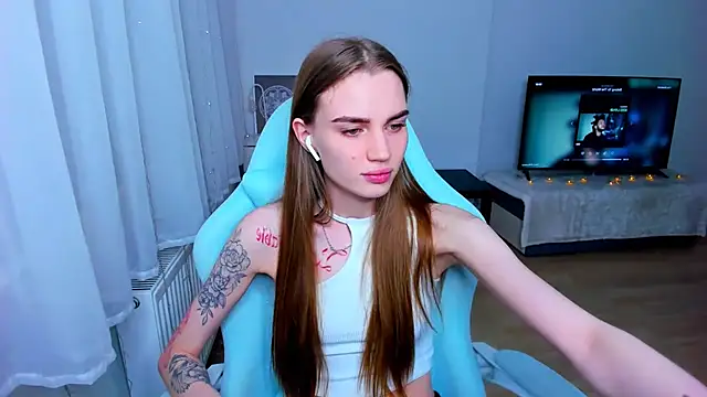 StellaLawless online show from 01-18-25, 11:00