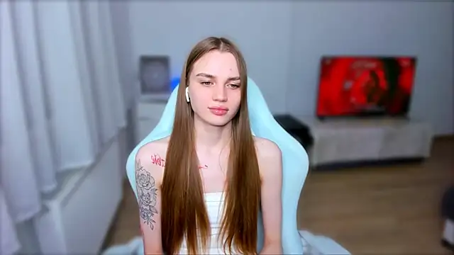 StellaLawless online show from 02-19-25, 08:10