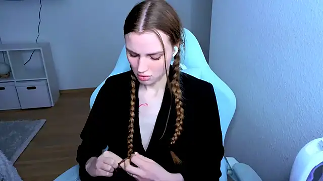 StellaLawless online show from 03-08-26, 06:23