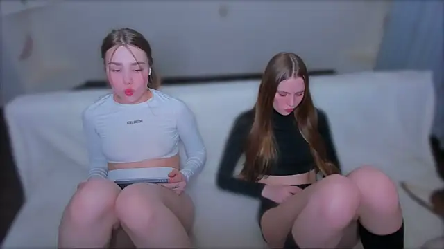 StellaLawless online show from 04-18-26, 07:58