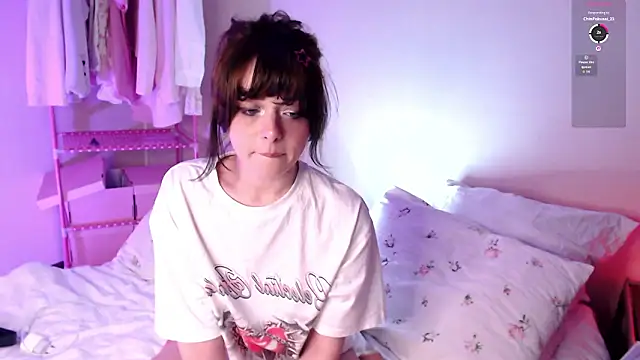 KatieMelone online show from 02-25-26, 01:37