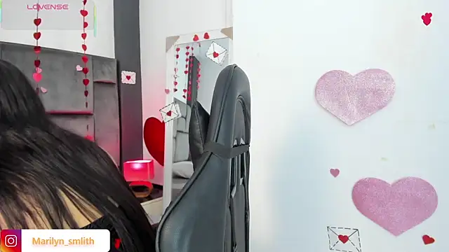 MarilynSmIith online show from 02-12-26, 12:22