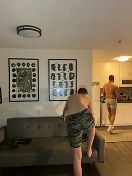 Snapshot of TheOnlyTwinTowers chatting on 02-25-26, 04:44 TheOnlyTwinTowers online show from 02-25-26, 04:44