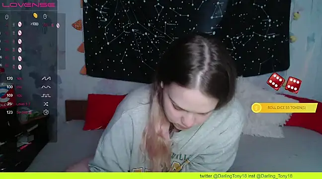 Snapshot of darling_tony chatting on 03-19-25, 07:06 darling tony online show from 03-19-25, 07:06