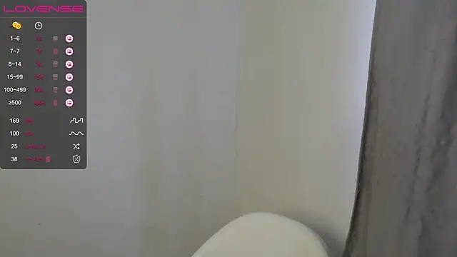 Snapshot of darling_tony chatting on 09-18-25, 11:56 darling tony online show from 09-18-25, 11:56