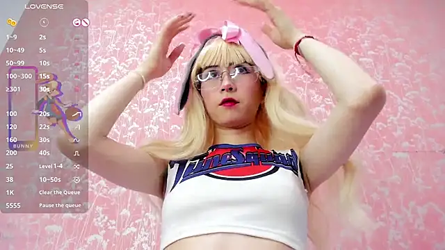 NEZUKO MITSURI online show from 04-16-26, 04:30