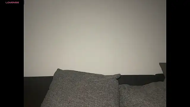 Snapshot of Allylove03 chatting on 10-08-25, 05:54 Allylove03 online show from 10-08-25, 05:54