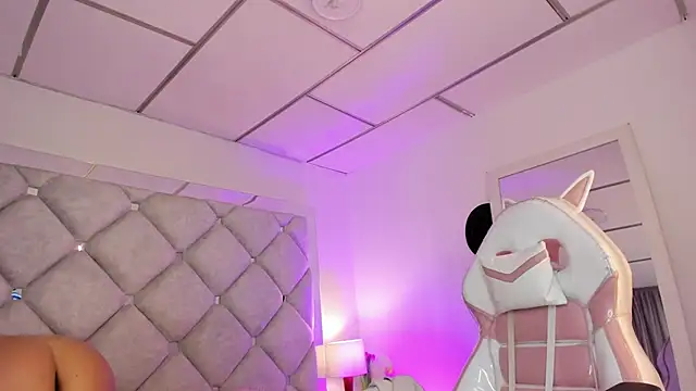 alessiaferry online show from 01-12-26, 05:40