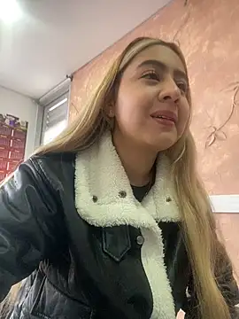 Miabonnett  online show from 10-30-25, 12:06