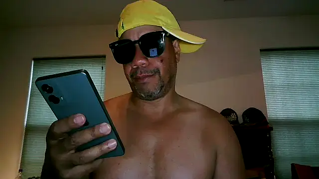 pimpdaddy4ever online show from 04-19-26, 06:10