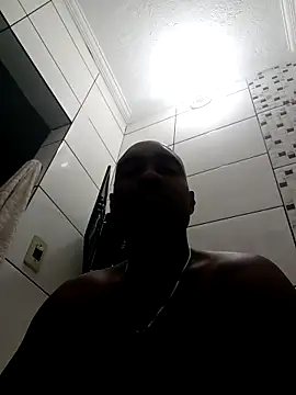 Snapshot of Beto0815 chatting on 02-24-26, 11:19 Beto0815 online show from 02-24-26, 11:19