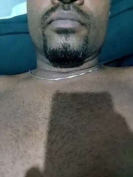 Snapshot of Beto0815 chatting on 03-11-26, 12:49 Beto0815 online show from 03-11-26, 12:49