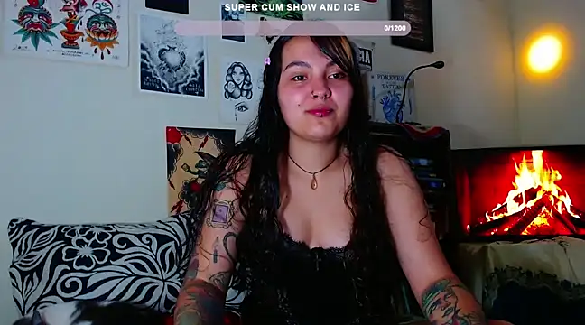 sweetiee mary online show from 01-25-25, 03:51