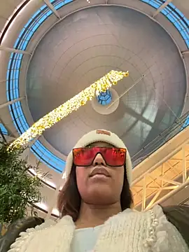 Black Dolll online show from 11-06-25, 02:18