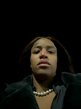 Black Dolll online show from 11-10-25, 05:56