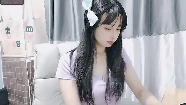 Snapshot of Nery_Asian chatting on 01-11-25, 01:59 Nery Asian online show from 01-11-25, 01:59