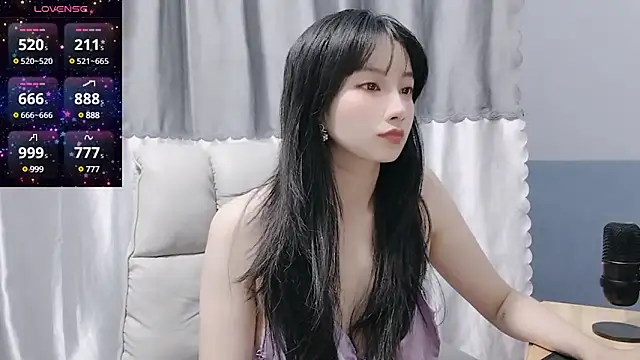 Snapshot of Nery_Asian chatting on 01-12-25, 07:21 Nery Asian online show from 01-12-25, 07:21