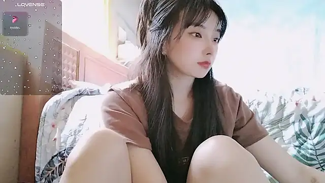 Snapshot of Nery_Asian chatting on 01-25-25, 02:26 Nery Asian online show from 01-25-25, 02:26
