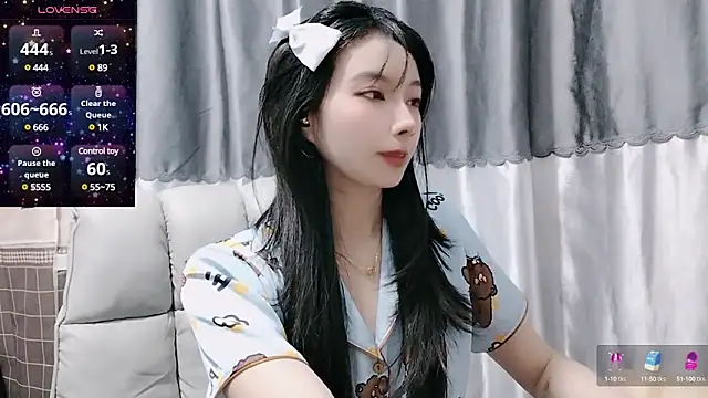 Snapshot of Nery_Asian chatting on 02-10-25, 09:36 Nery Asian online show from 02-10-25, 09:36