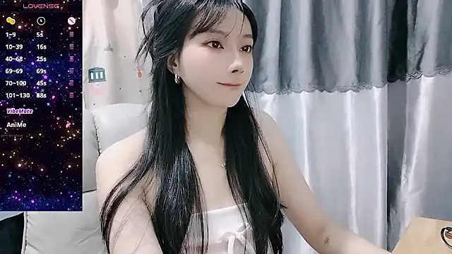 Snapshot of Nery_Asian chatting on 03-09-25, 02:39 Nery Asian online show from 03-09-25, 02:39